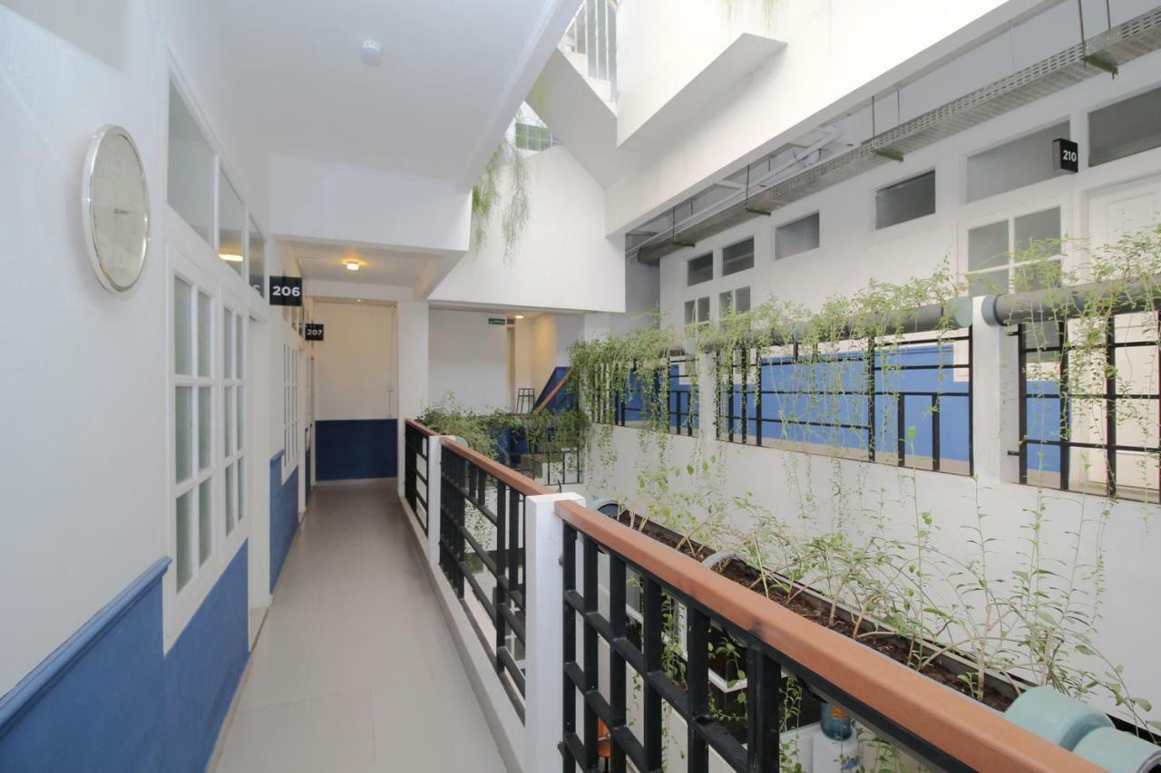 Airy Alun Alun Dewi Sartika 18 Hotel