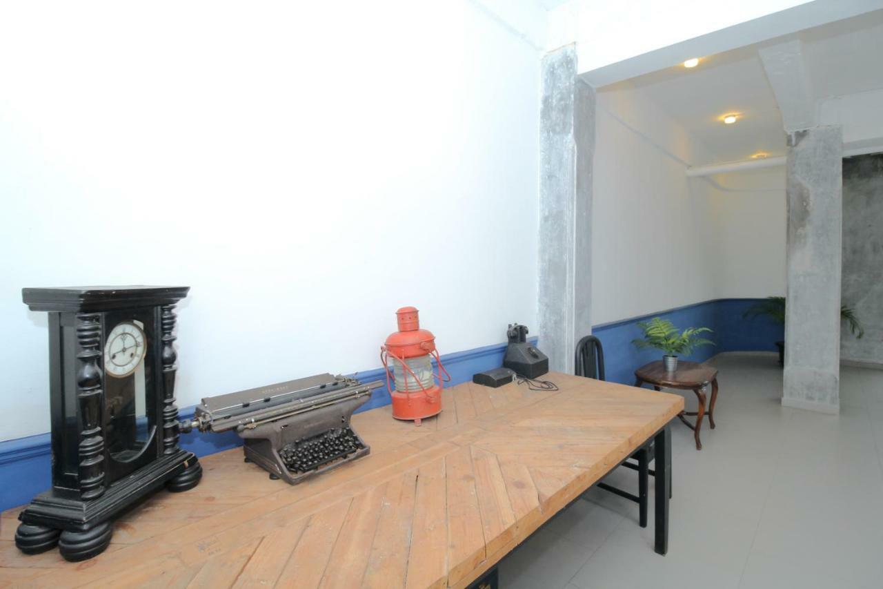 Hotel Airy Alun Alun Dewi Sartika 18